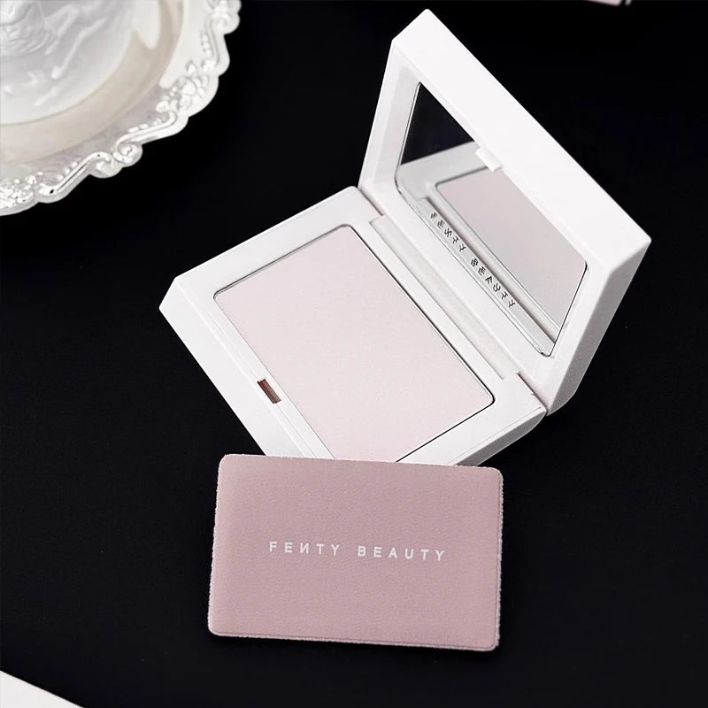 Fenty Beauty 9-color Lip Gloss Light Powder Single Dual-color High-gloss Facial Brightening Easy To Wear Setting Powder Compact